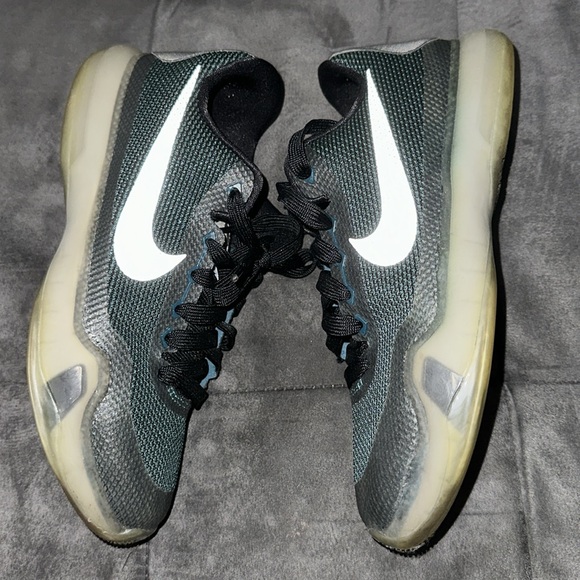 Kobe X flight - Picture 1 of 6